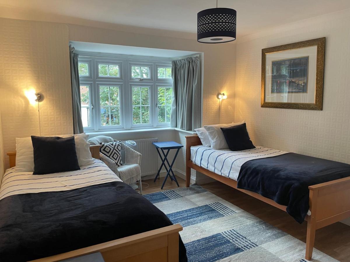 Squirrel House B&B High Wycombe Eksteriør billede